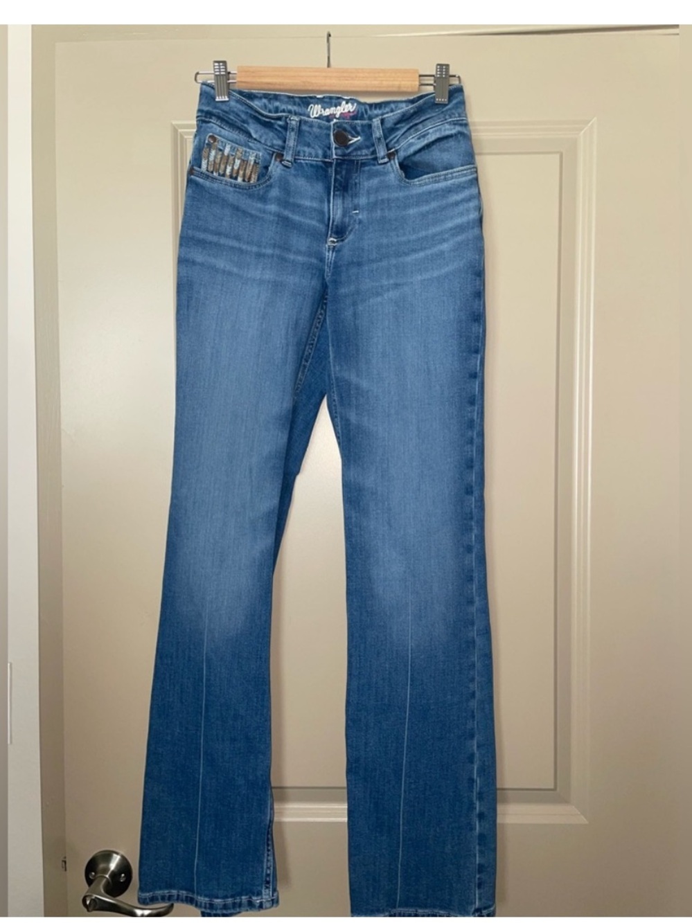 Women's Wrangler Retro® Mae Bootcut Jean in Faye 29x32 - Picture 7 of 10
